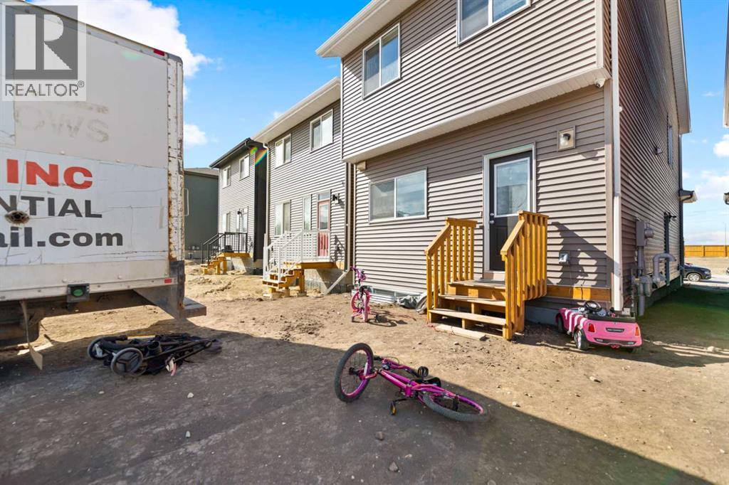 123 Corner Glen Drive Ne, Calgary, Alberta  T3N 2T4 - Photo 32 - A2310608