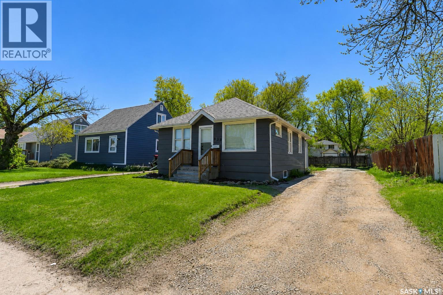529 20th Street E, Prince Albert, Saskatchewan  S6V 1L4 - Photo 5 - SK037612