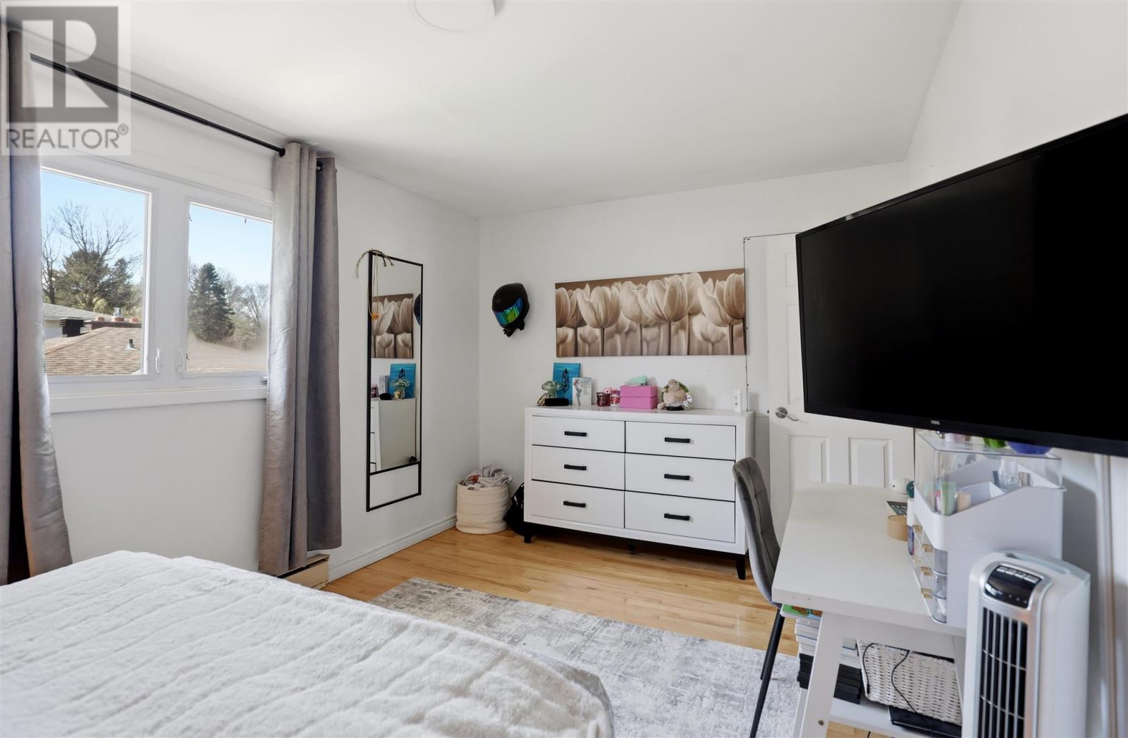 27 Valhalla Pl, Sault Ste. Marie, Ontario  P6A 5Y9 - Photo 25 - SM261153