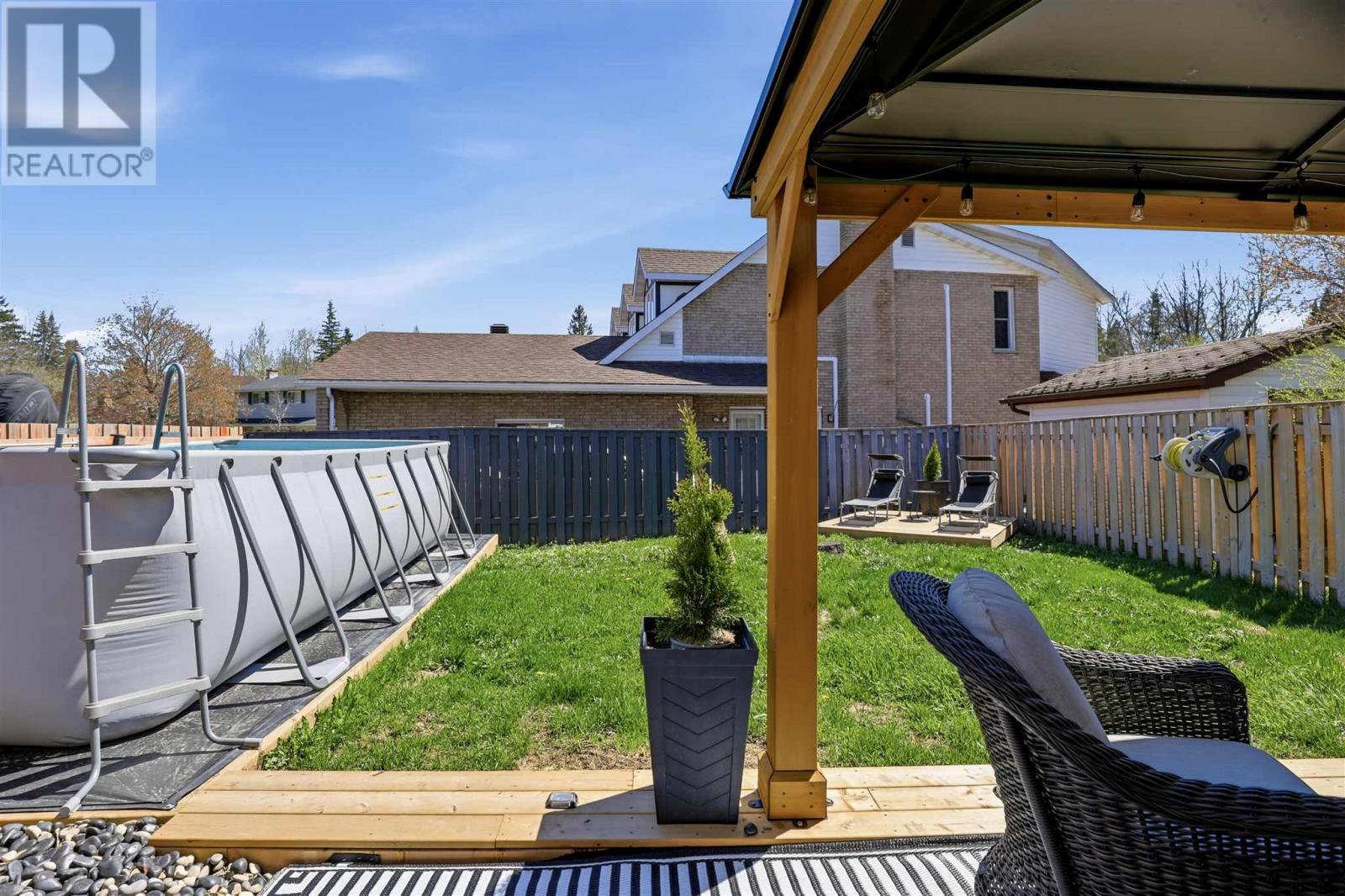 27 Valhalla Pl, Sault Ste. Marie, Ontario  P6A 5Y9 - Photo 44 - SM261153