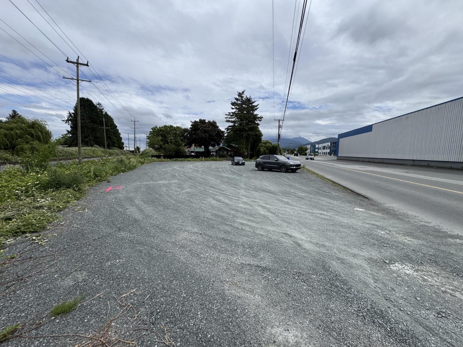 44435 South Sumas Road, Sardis West Vedder, Chilliwack, British Columbia  V2R 4B7 - Photo 2 - C8079167