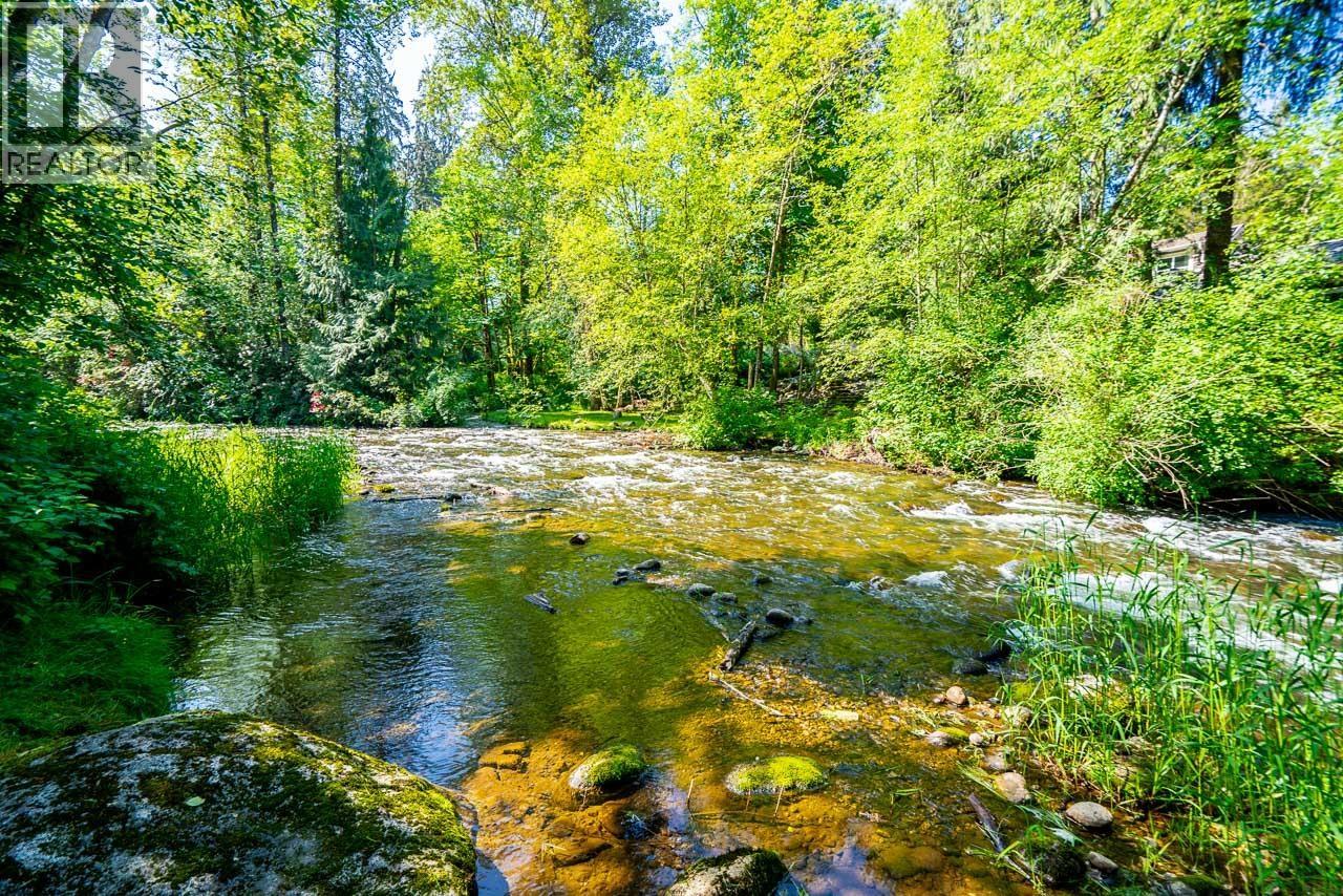 23942 FERN CRESCENT, Maple Ridge, British Columbia