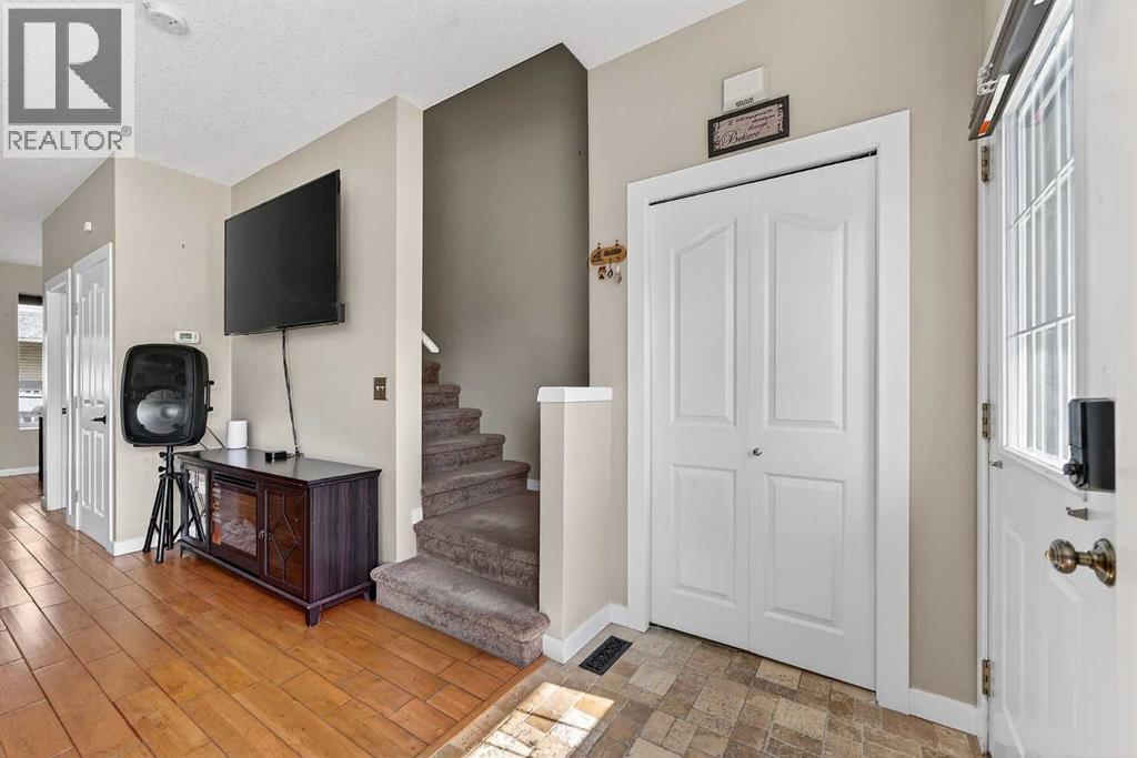 402, 2005 Luxstone Boulevard Sw, Airdrie, Alberta  T4B 3J9 - Photo 6 - A2309648