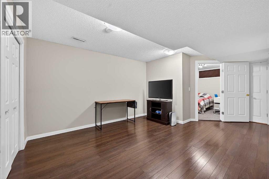 402, 2005 Luxstone Boulevard Sw, Airdrie, Alberta  T4B 3J9 - Photo 37 - A2309648