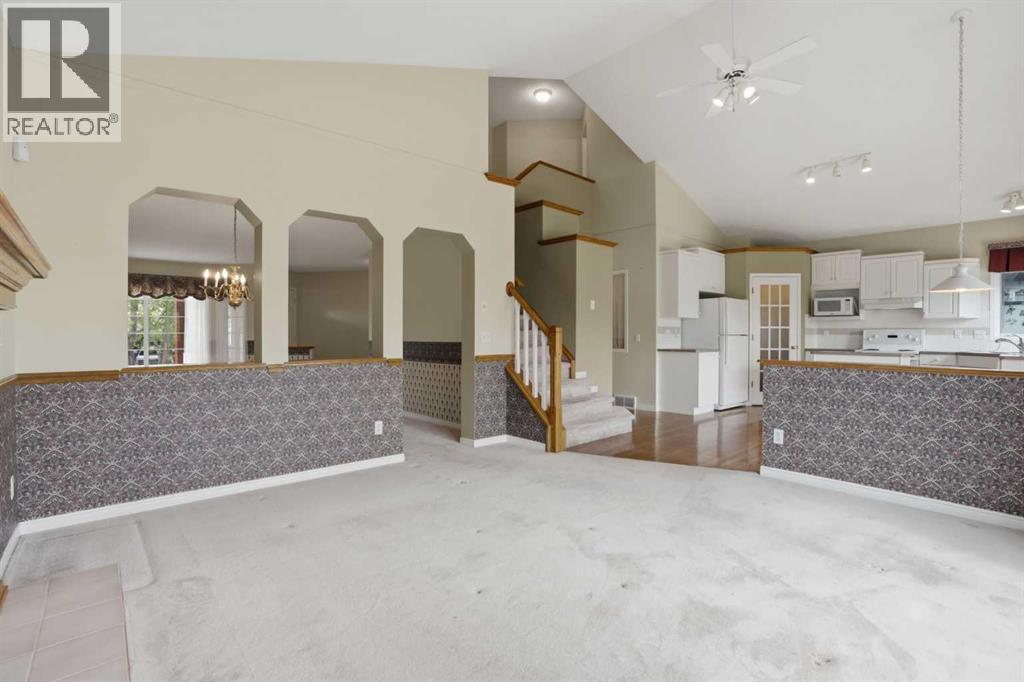 12 Citadel Park Nw, Calgary, Alberta  T3G 3X8 - Photo 9 - A2313325