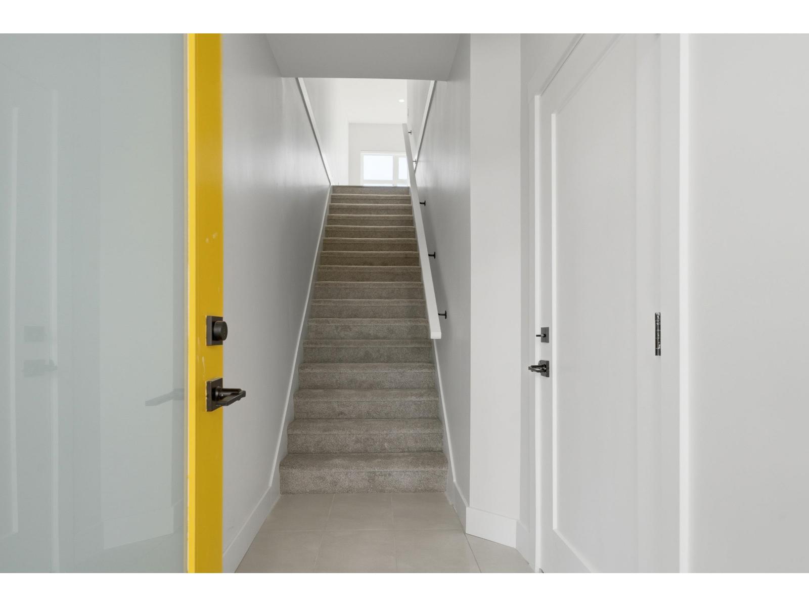 21 177 175a Street, Surrey, British Columbia  V3Z 1L1 - Photo 5 - R3129877