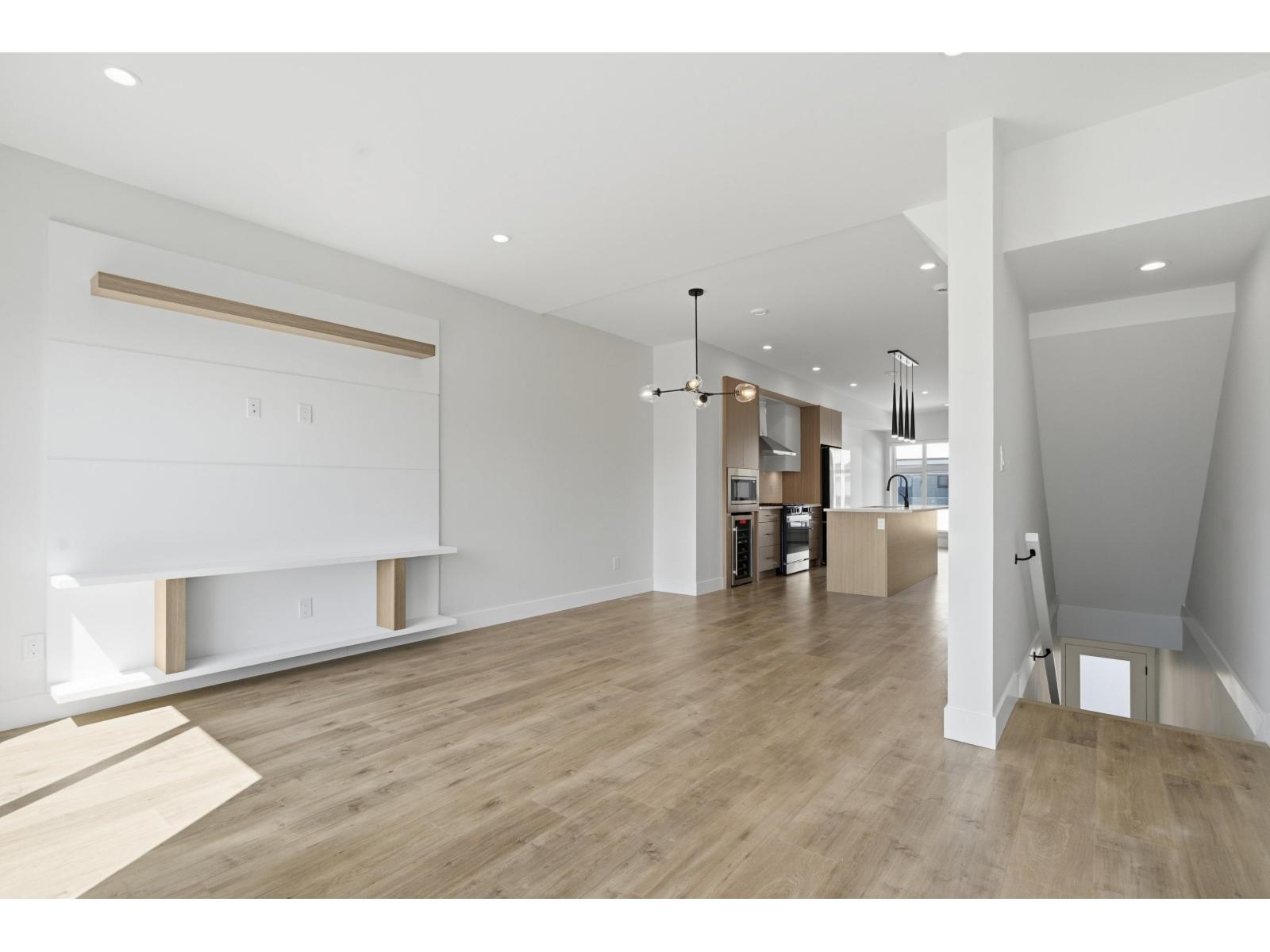 21 177 175a Street, Surrey, British Columbia  V3Z 1L1 - Photo 6 - R3129877