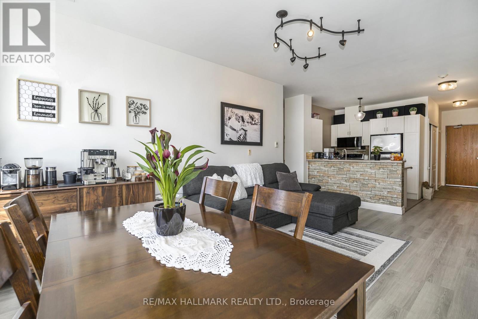 514 - 44 Bond Street W, Oshawa, Ontario  L1G 6R2 - Photo 10 - E13217032