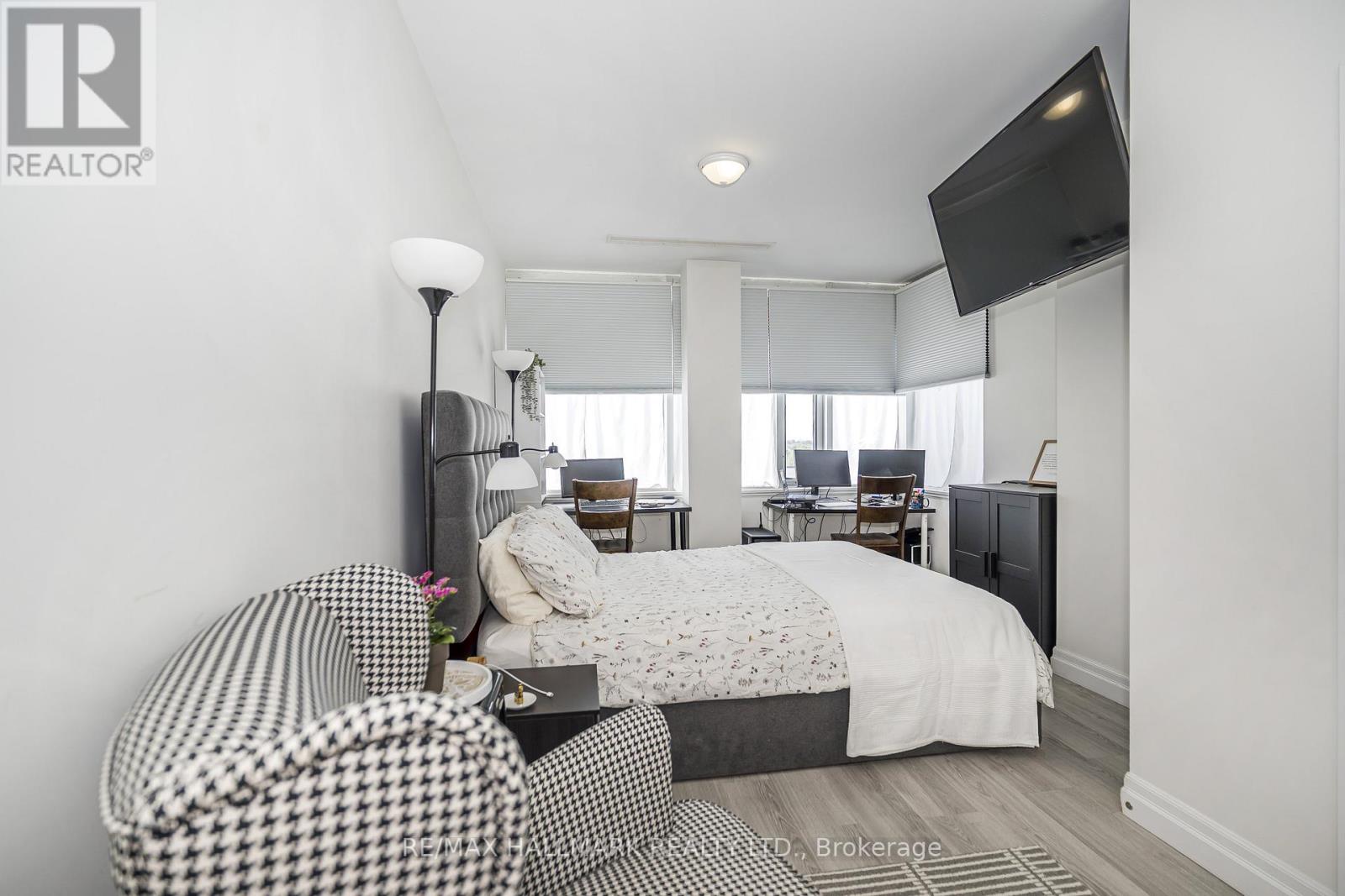 514 - 44 Bond Street W, Oshawa, Ontario  L1G 6R2 - Photo 23 - E13217032