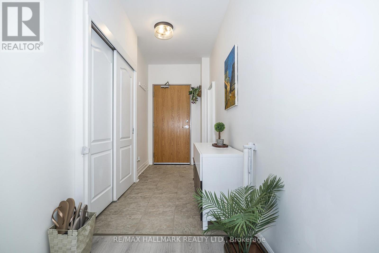 514 - 44 Bond Street W, Oshawa, Ontario  L1G 6R2 - Photo 3 - E13217032