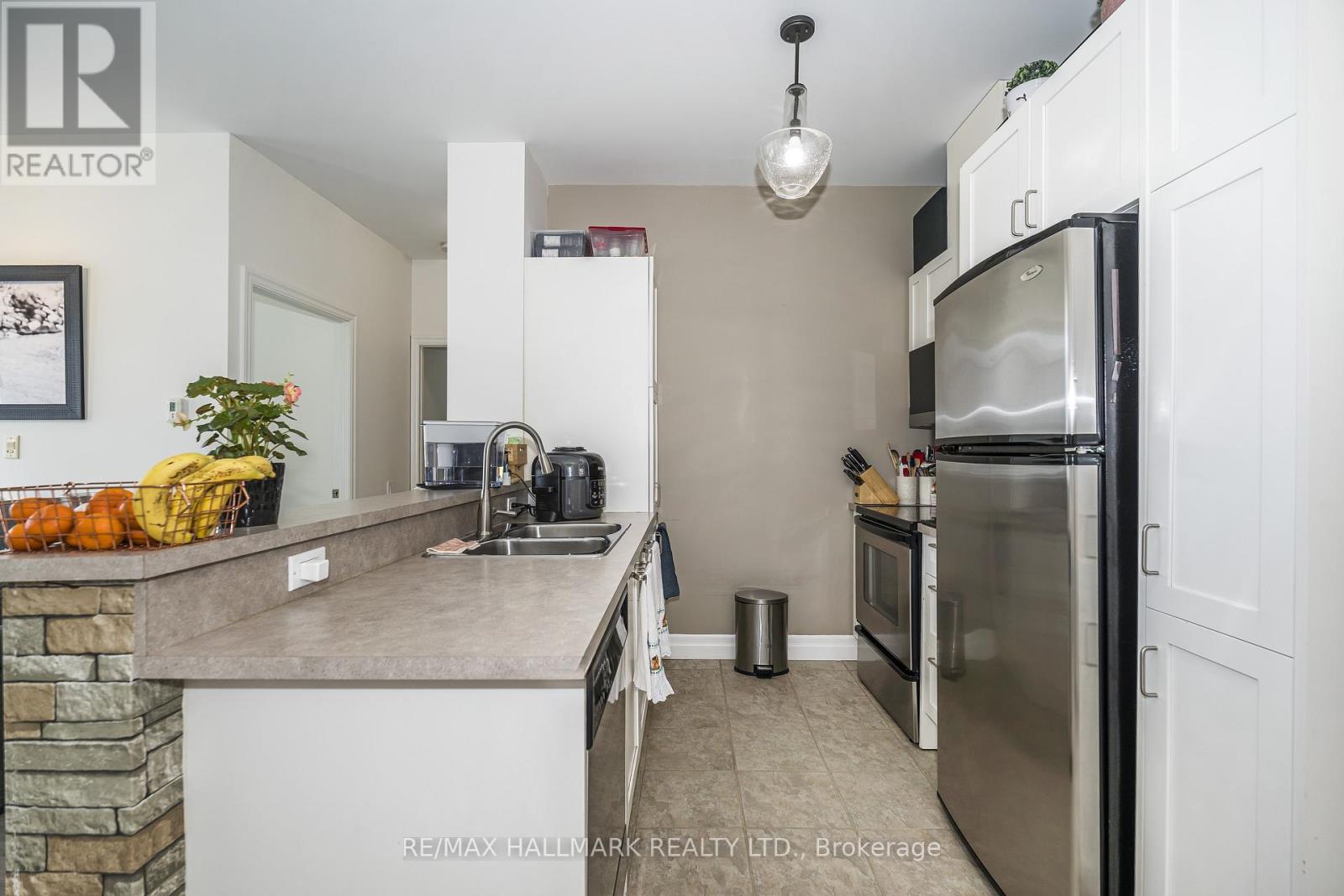 514 - 44 Bond Street W, Oshawa, Ontario  L1G 6R2 - Photo 5 - E13217032