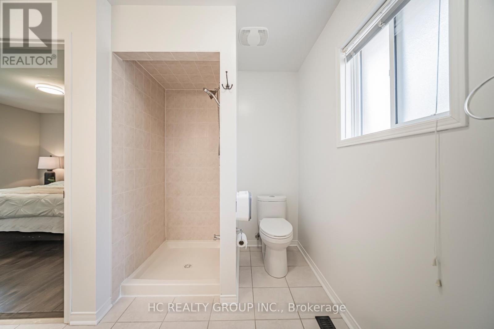 483 Menczel Crescent, Newmarket, Ontario  L3X 2P6 - Photo 33 - N13217104