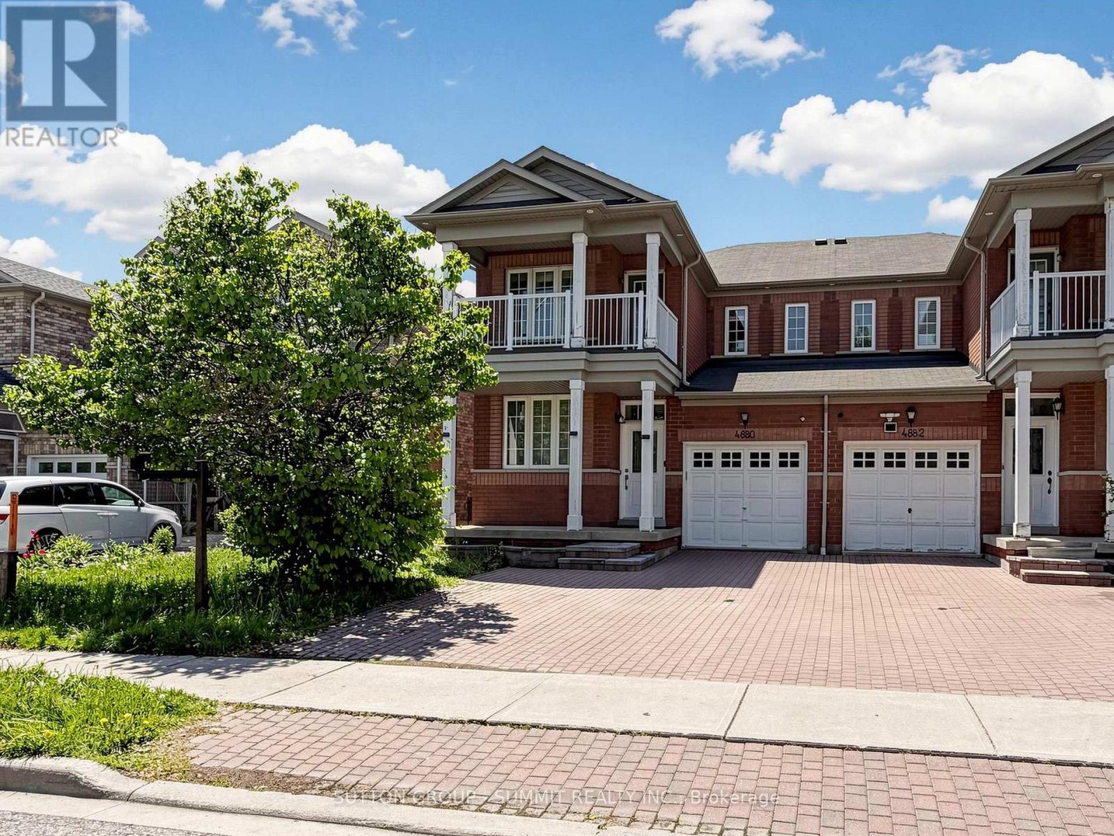 4880 Yorkshire Avenue, Mississauga, Ontario  L4Z 4H6 - Photo 2 - W13217024