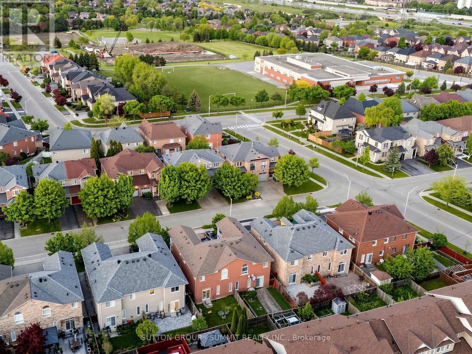 4880 Yorkshire Avenue, Mississauga, Ontario  L4Z 4H6 - Photo 44 - W13217024