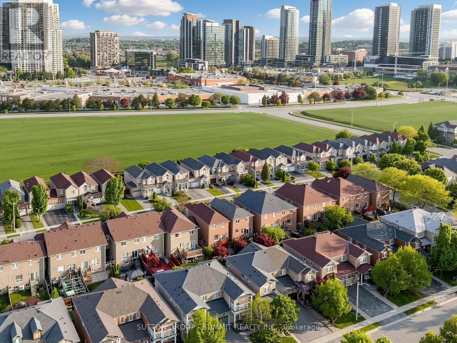 4880 Yorkshire Avenue, Mississauga, Ontario  L4Z 4H6 - Photo 47 - W13217024