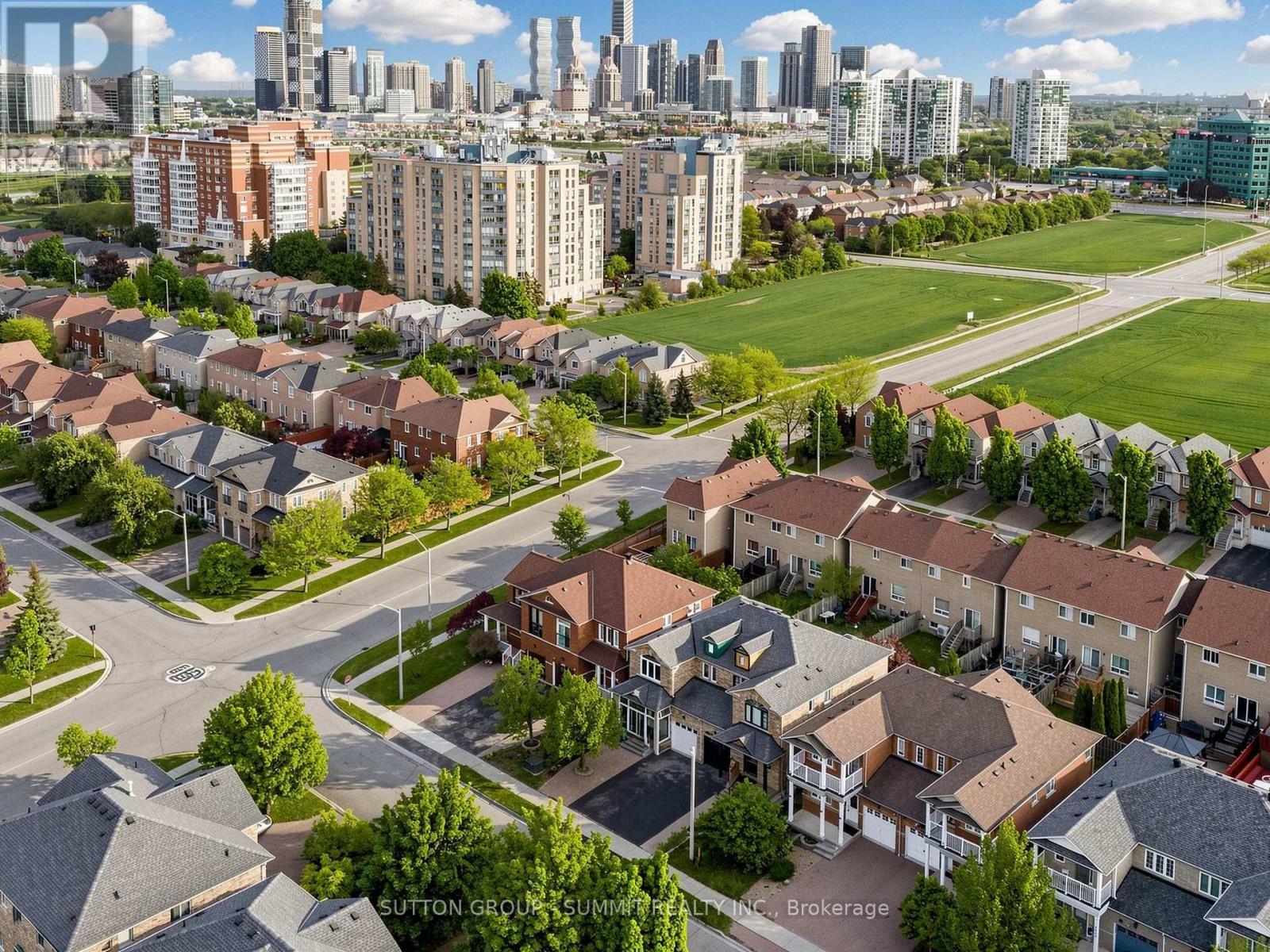 4880 Yorkshire Avenue, Mississauga, Ontario  L4Z 4H6 - Photo 48 - W13217024
