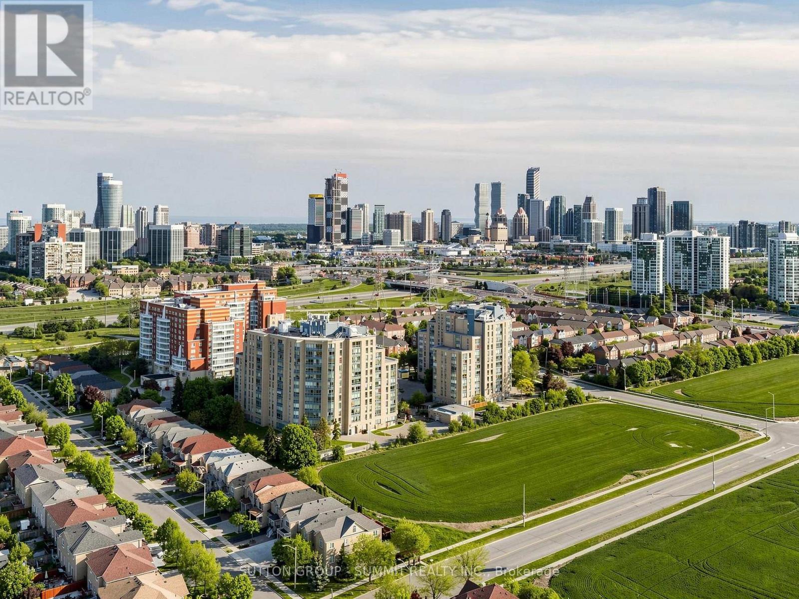 4880 Yorkshire Avenue, Mississauga, Ontario  L4Z 4H6 - Photo 49 - W13217024