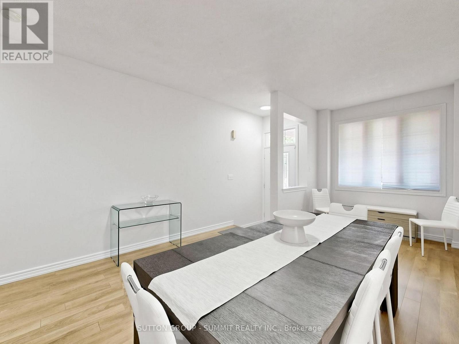 4880 Yorkshire Avenue, Mississauga, Ontario  L4Z 4H6 - Photo 7 - W13217024