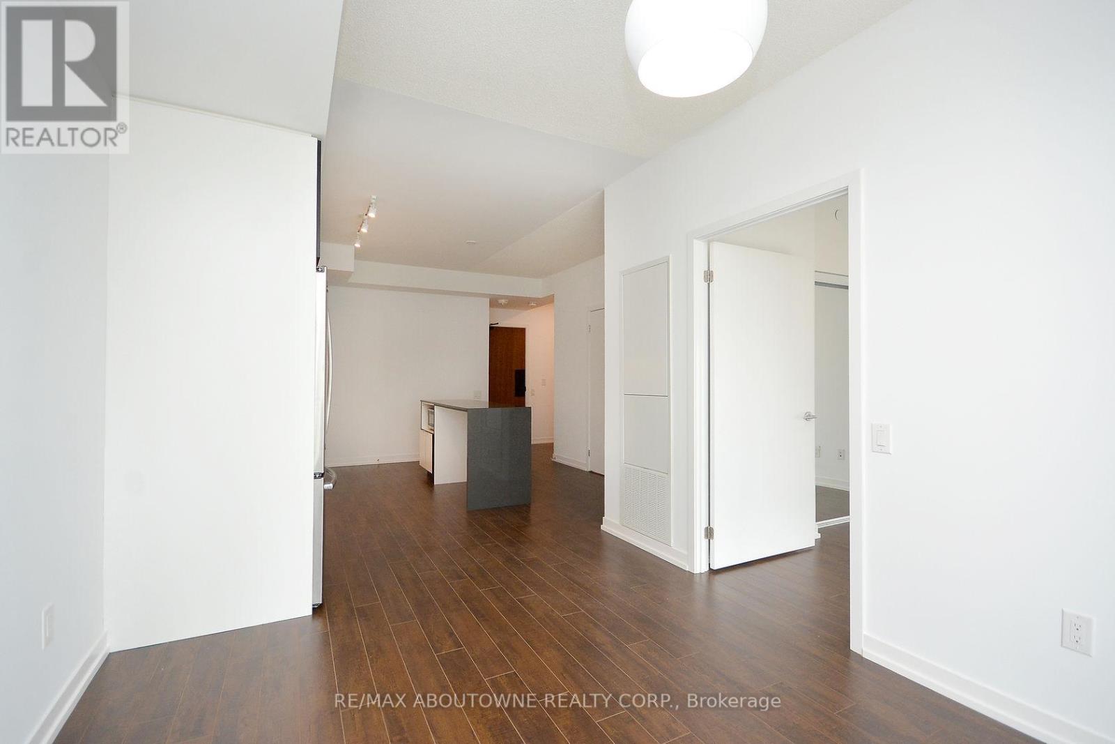2602 - 4065 Confederation Parkway, Mississauga, Ontario  L5B 4N1 - Photo 7 - W13217046