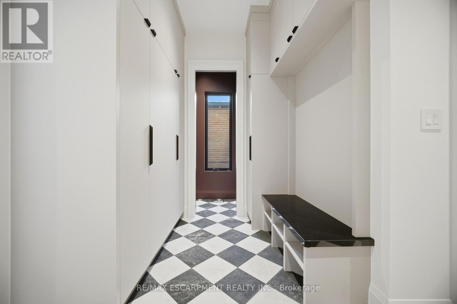 40b Maple Avenue N, Mississauga, Ontario  L5H 2S1 - Photo 17 - W13217100