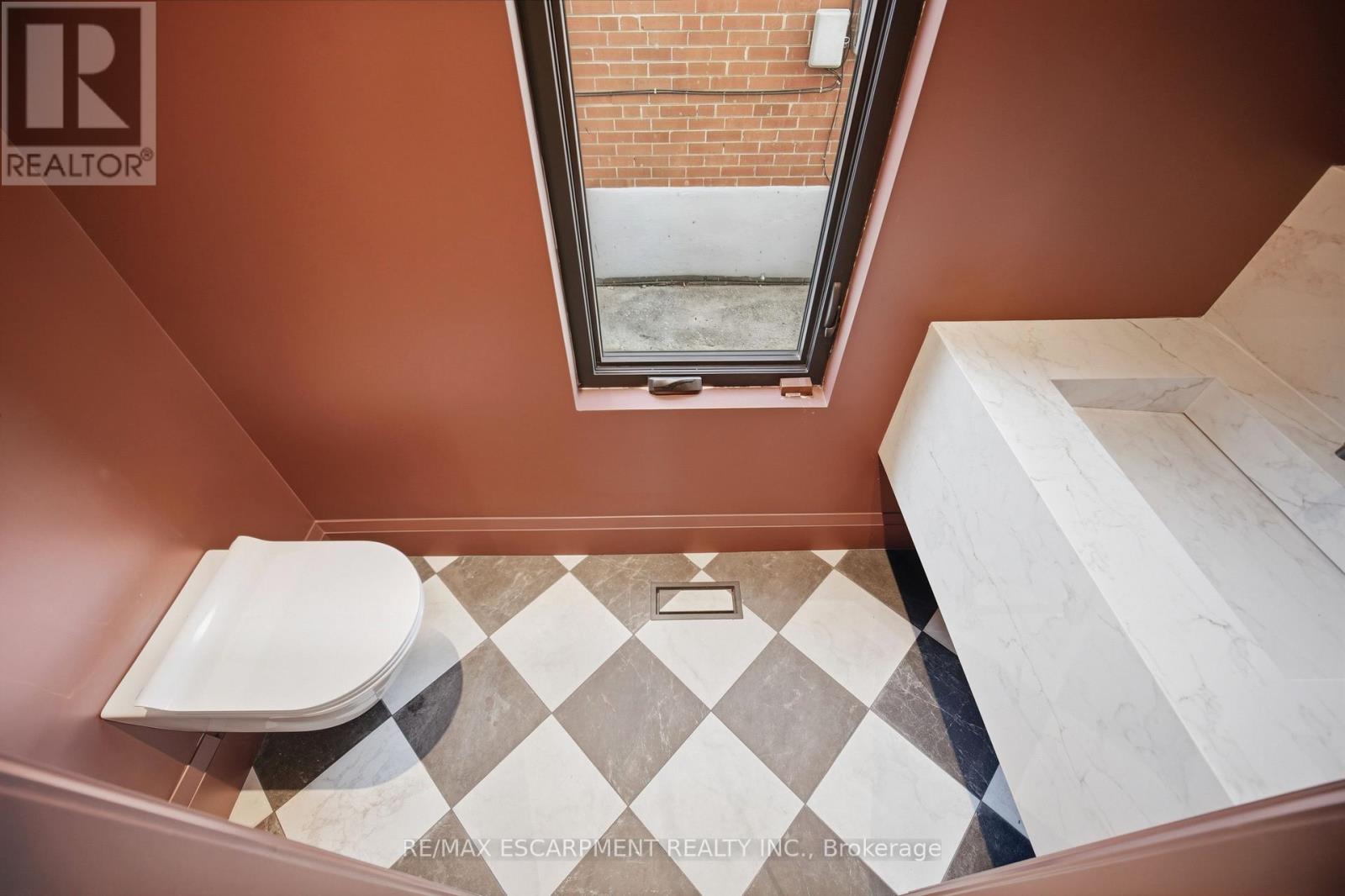 40b Maple Avenue N, Mississauga, Ontario  L5H 2S1 - Photo 18 - W13217100