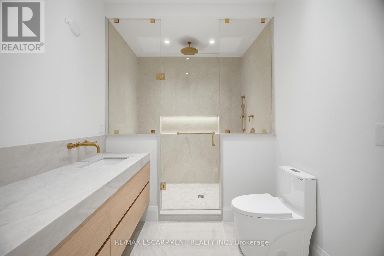 40b Maple Avenue N, Mississauga, Ontario  L5H 2S1 - Photo 26 - W13217100