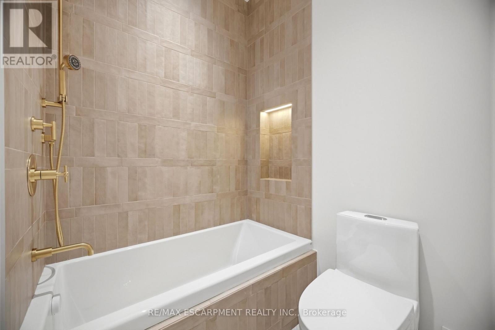 40b Maple Avenue N, Mississauga, Ontario  L5H 2S1 - Photo 37 - W13217100