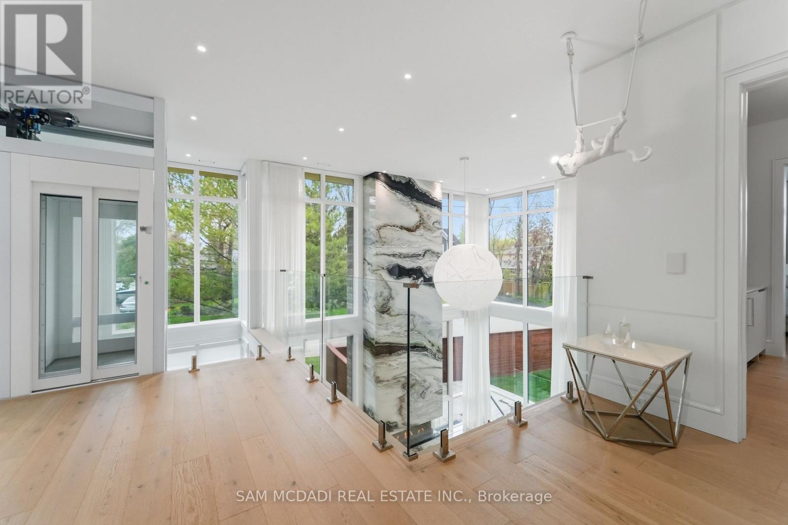 1589 Glenhill Crescent, Mississauga, Ontario  L5H 3C4 - Photo 17 - W13217102
