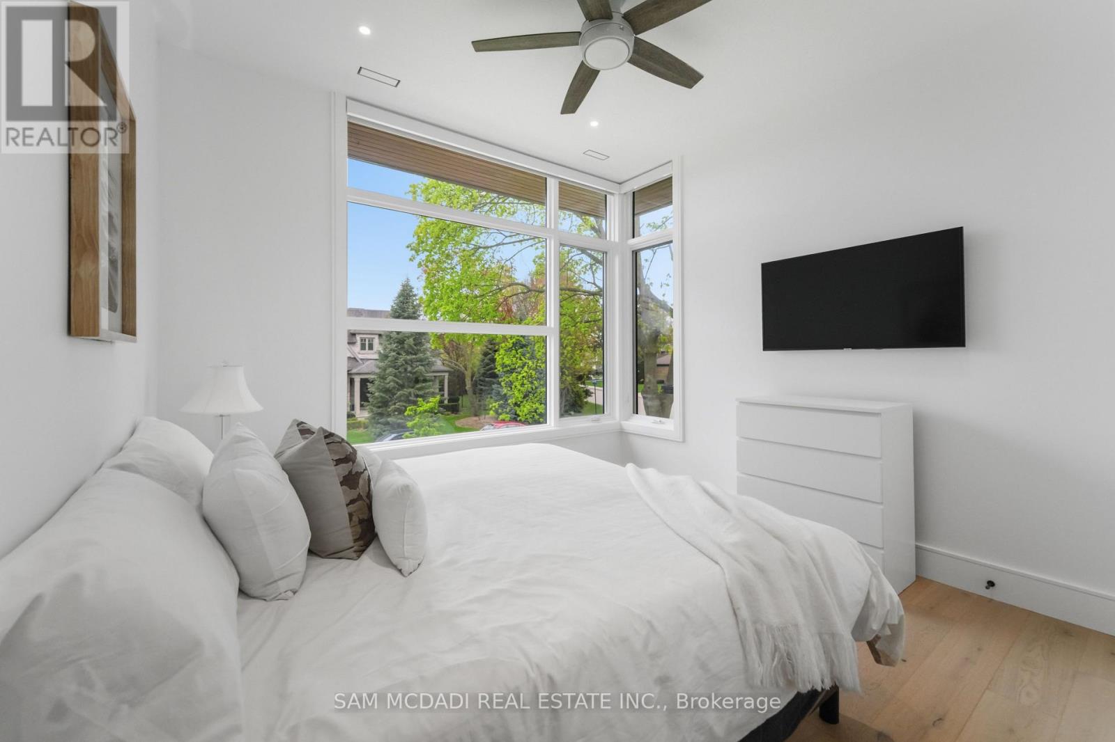 1589 Glenhill Crescent, Mississauga, Ontario  L5H 3C4 - Photo 32 - W13217102