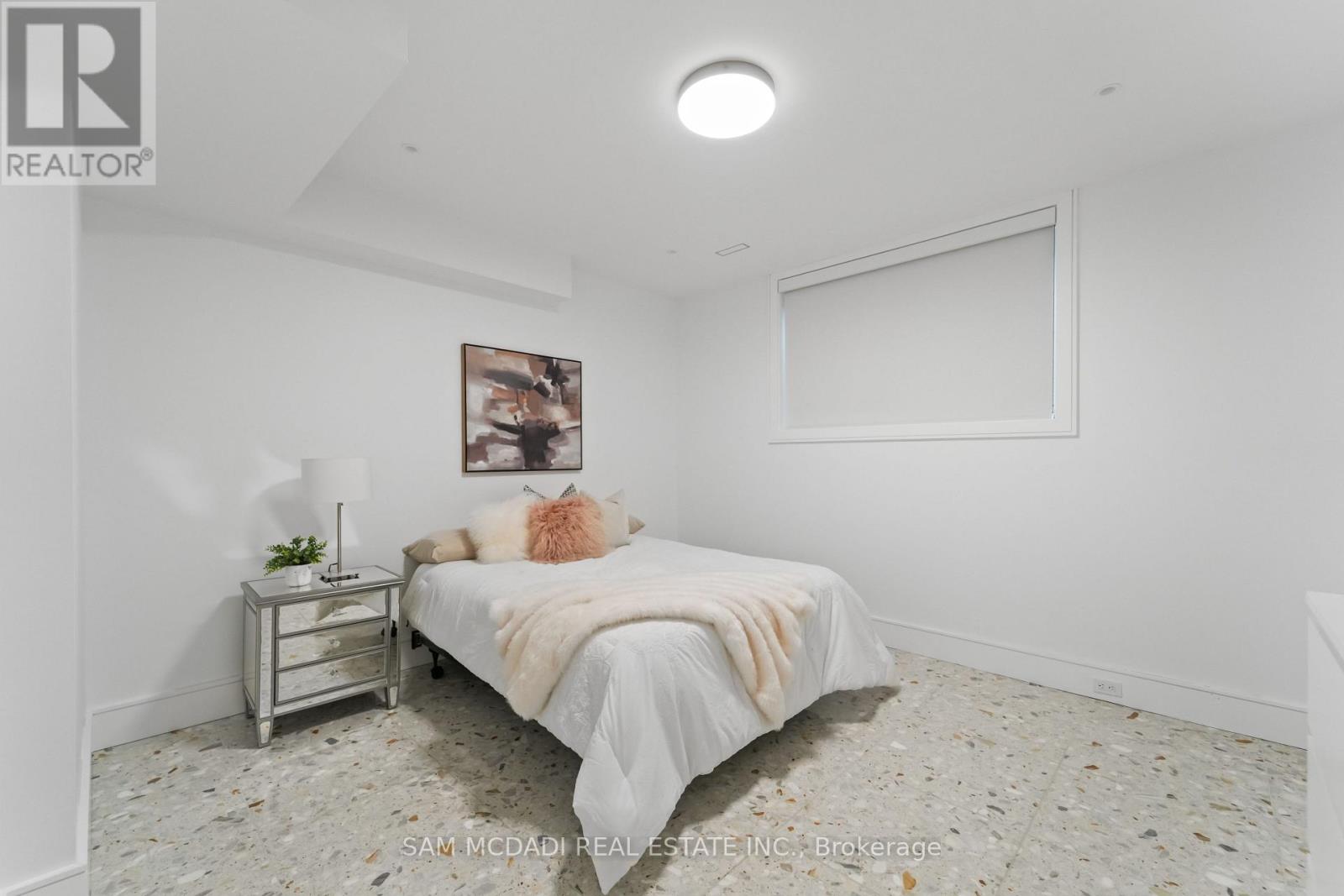 1589 Glenhill Crescent, Mississauga, Ontario  L5H 3C4 - Photo 35 - W13217102