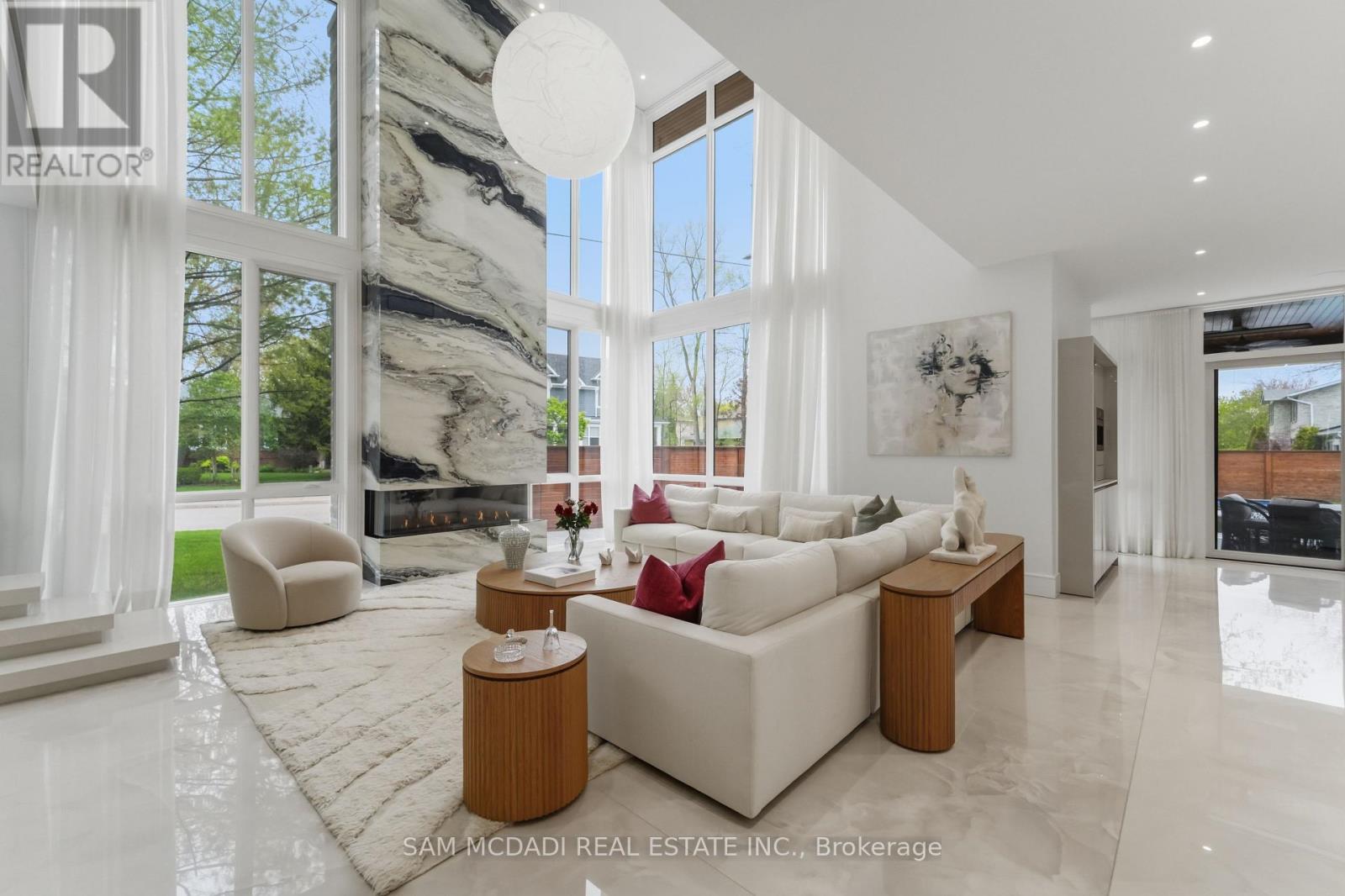 1589 Glenhill Crescent, Mississauga, Ontario  L5H 3C4 - Photo 8 - W13217102