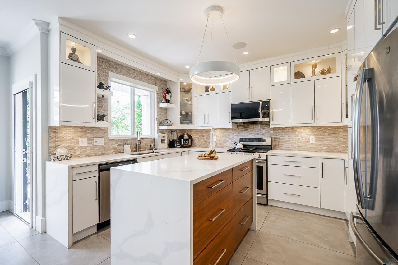 6128 150b Street, Surrey, British Columbia  V3S 7W9 - Photo 10 - R3129910