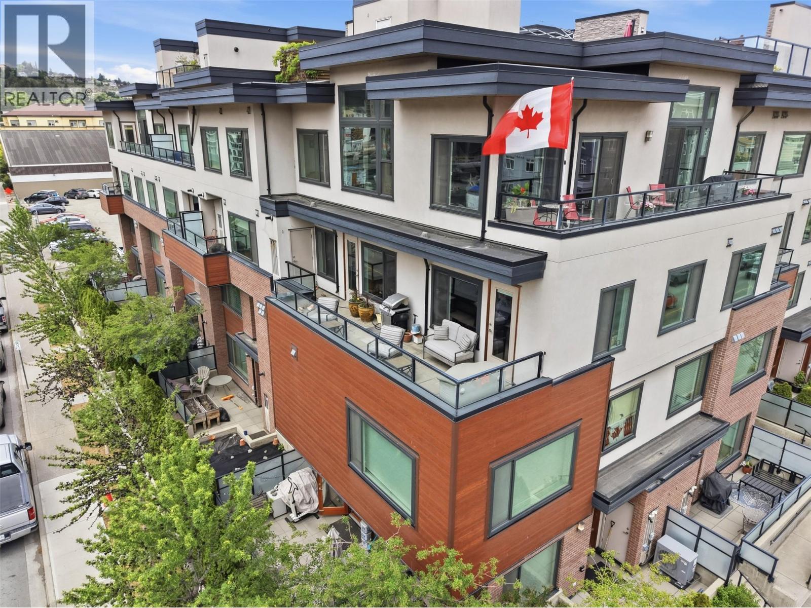 460 5th Avenue Unit# 303, Kamloops, British Columbia  V2C 5Y2 - Photo 2 - 10389461