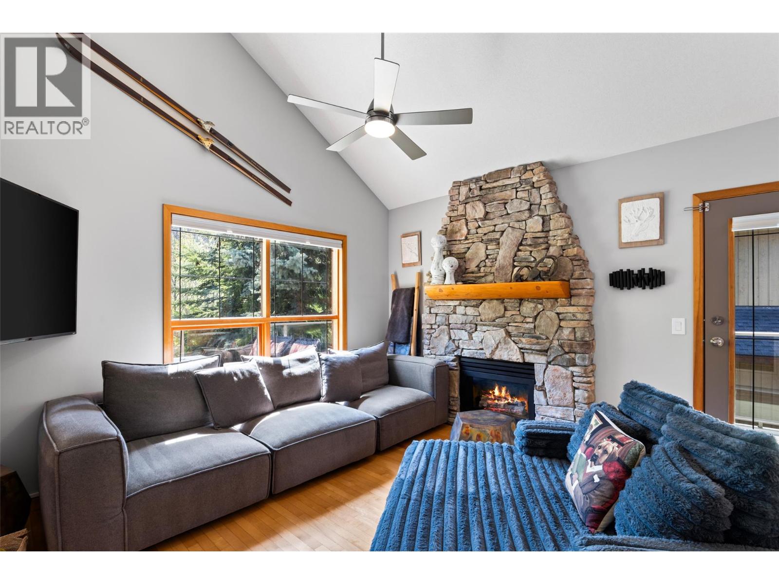 2715 Fairways Drive Unit# 16, Sun Peaks, British Columbia  V0E 5N0 - Photo 8 - 10389472
