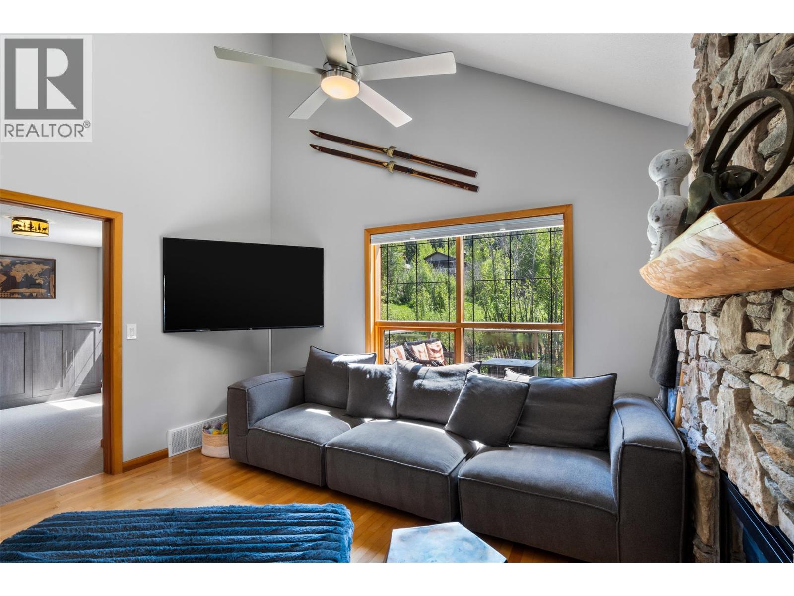 2715 Fairways Drive Unit# 16, Sun Peaks, British Columbia  V0E 5N0 - Photo 9 - 10389472