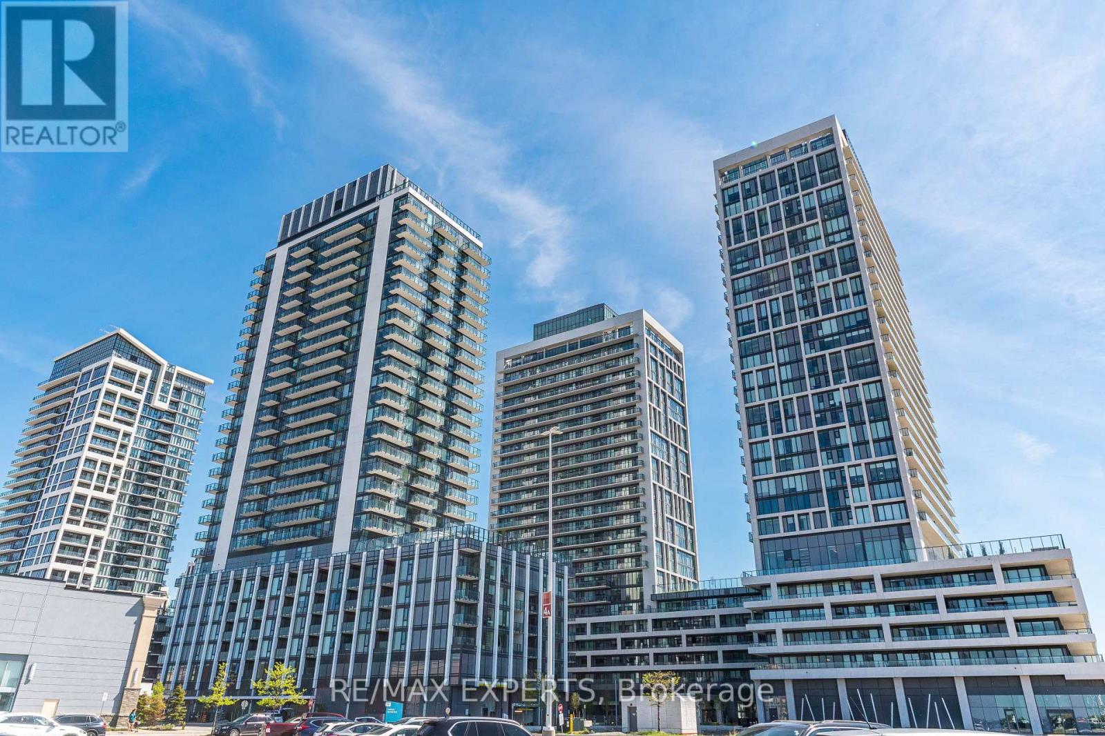320 - 8960 JANE STREET S, Vaughan, Ontario