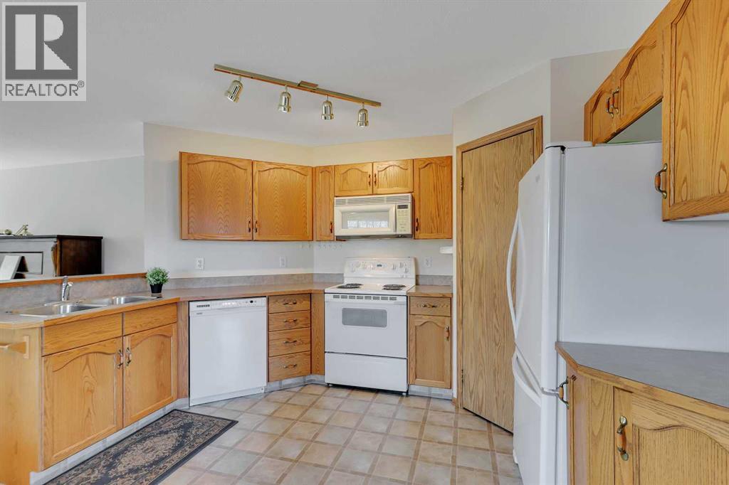 2 Janko Close, Red Deer, Alberta  T4P 3X1 - Photo 8 - A2315412
