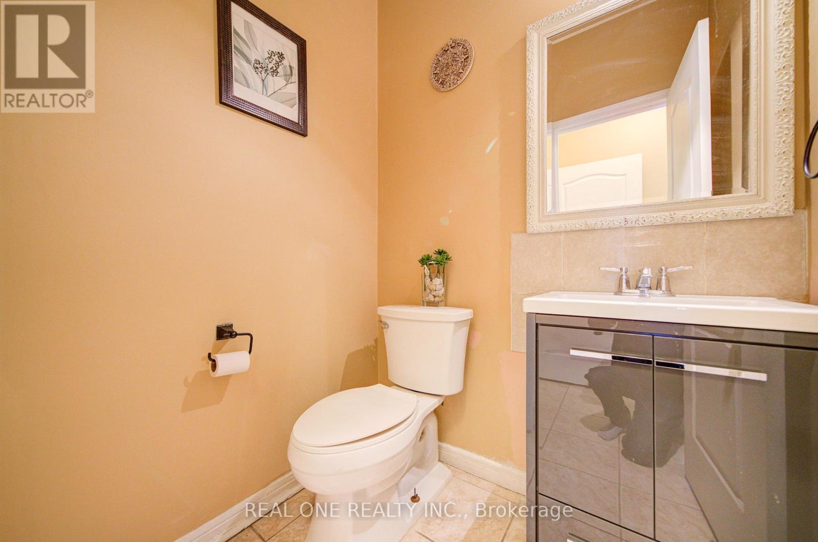 3696 Waterfall Crescent, Mississauga, Ontario  L5N 8G8 - Photo 15 - W12968030