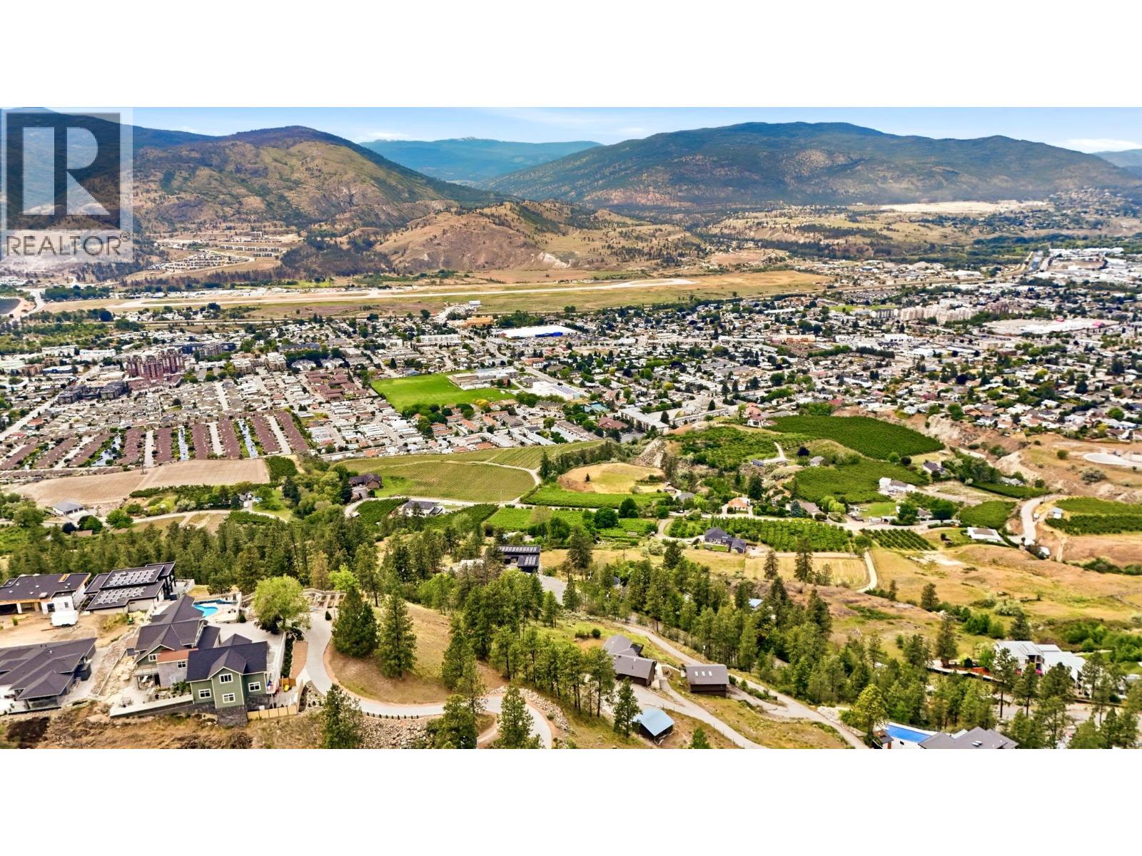 3150 Juniper Drive, Penticton, British Columbia  V2A 7T1 - Photo 5 - 10388206