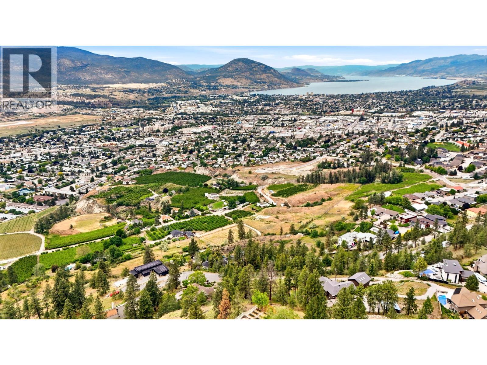 3150 Juniper Drive, Penticton, British Columbia  V2A 7T1 - Photo 3 - 10388206