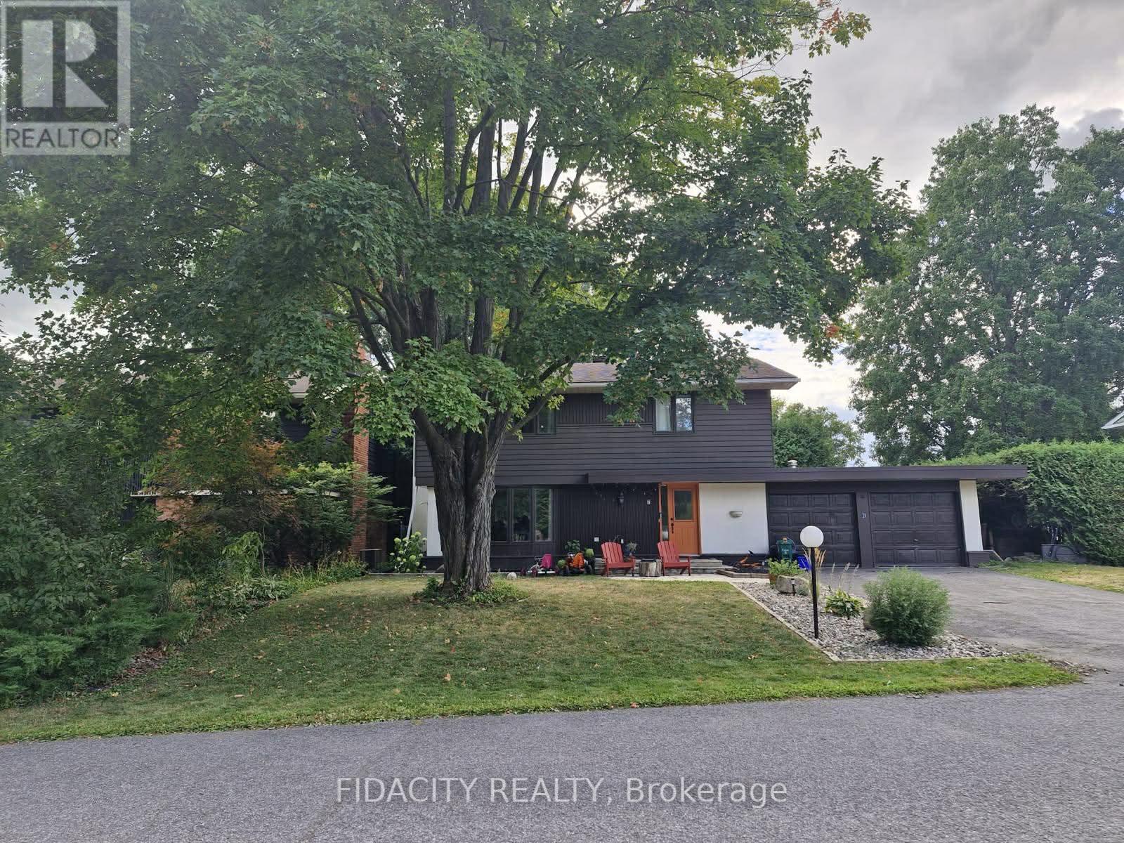 7 Gagnon Court, Ottawa, Ontario K2K 1A7 - Photo 4 - X13217142