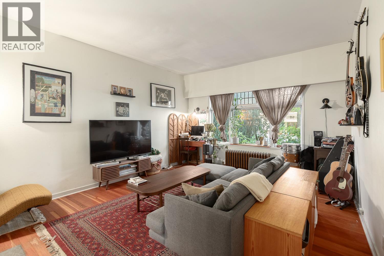 236 W 12th Avenue, Vancouver, British Columbia V5Y 1T8 - Photo 10 - R3129905