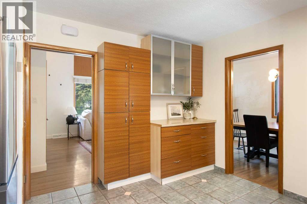 1948 Cottonwood Crescent Se, Calgary, Alberta  T2B 1P6 - Photo 8 - A2316316