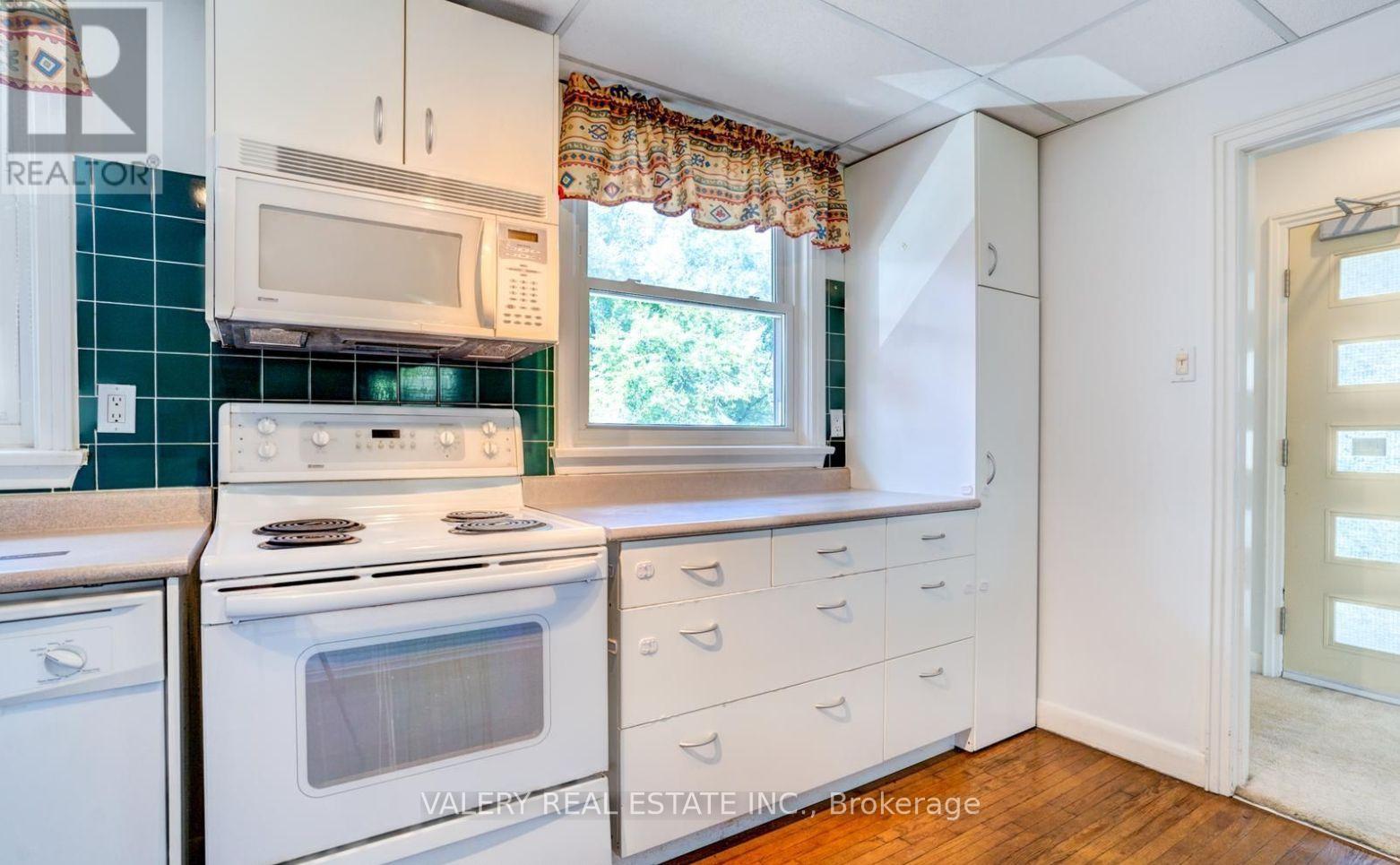 301 - 47 Ranleigh Avenue, Toronto, Ontario  M4N 1X2 - Photo 11 - C13217130