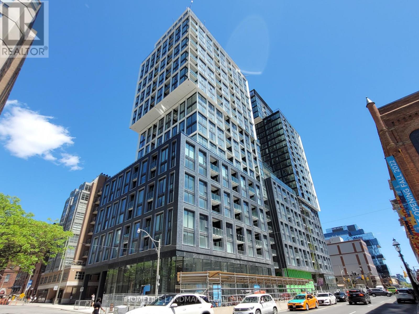 623 - 158 Front Street E, Toronto, Ontario  M5A 0K9 - Photo 2 - C13217146
