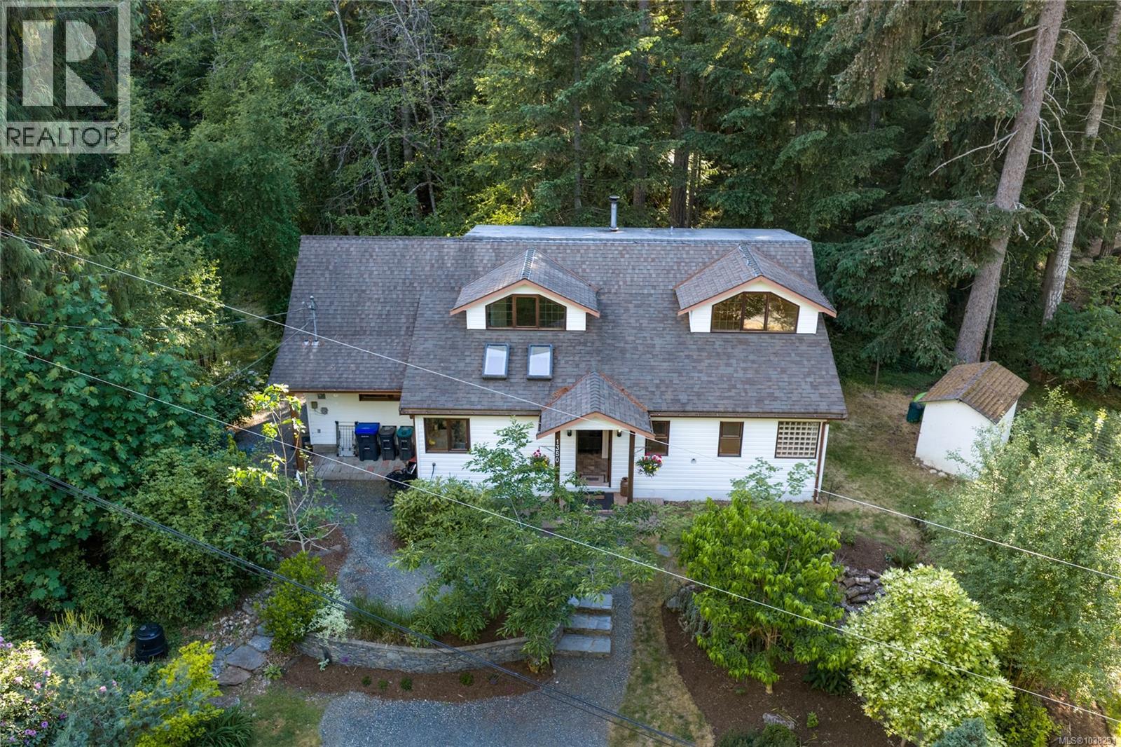 1352 Englishman River Rd, Errington, British Columbia  V0R 1V0 - Photo 3 - 1038251