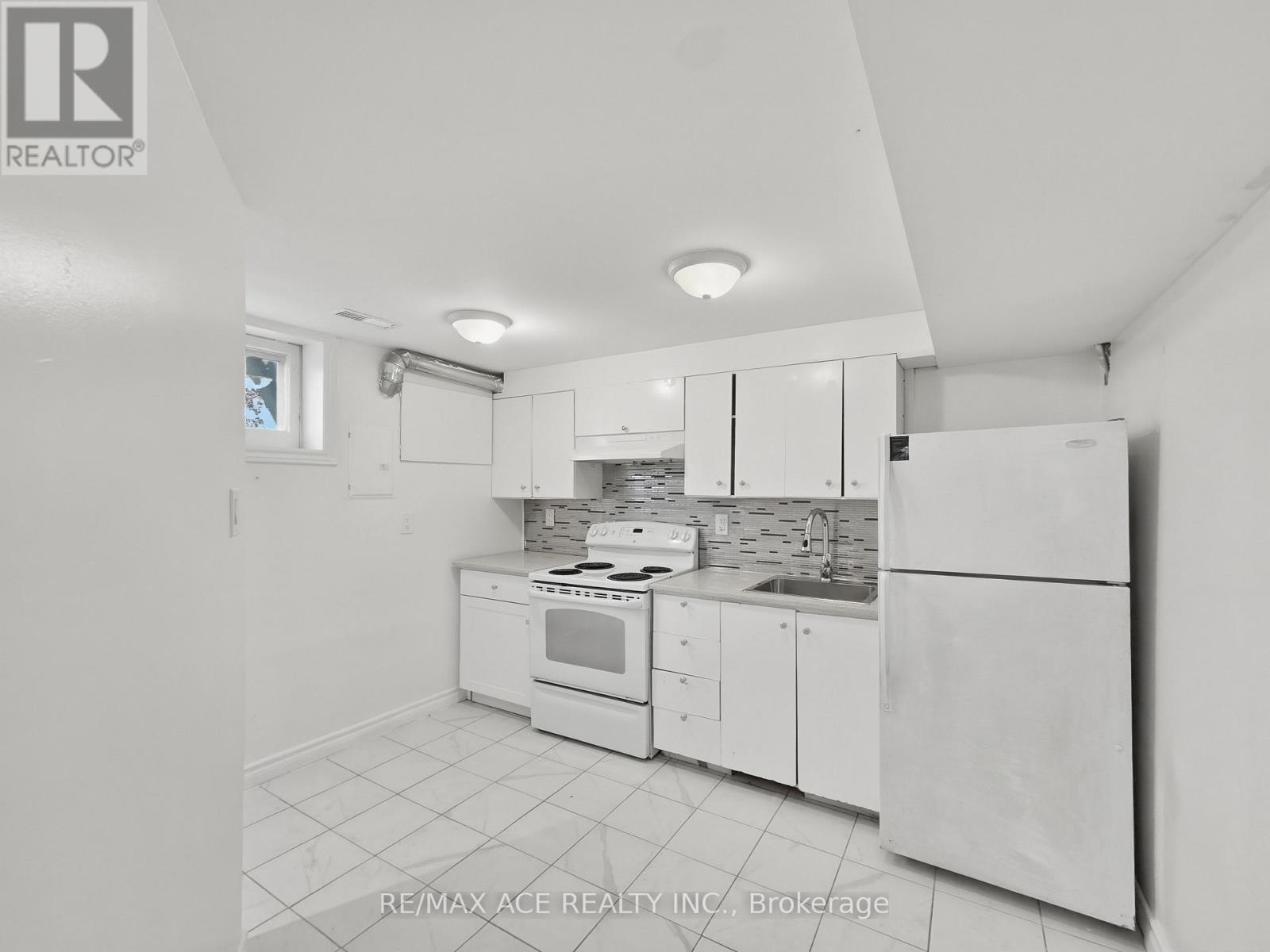 1385 Park Road S, Oshawa, Ontario  L1J 4K4 - Photo 40 - E13217134