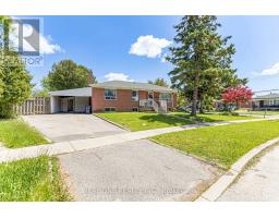 1 GILROY DRIVE, Toronto, Ontario