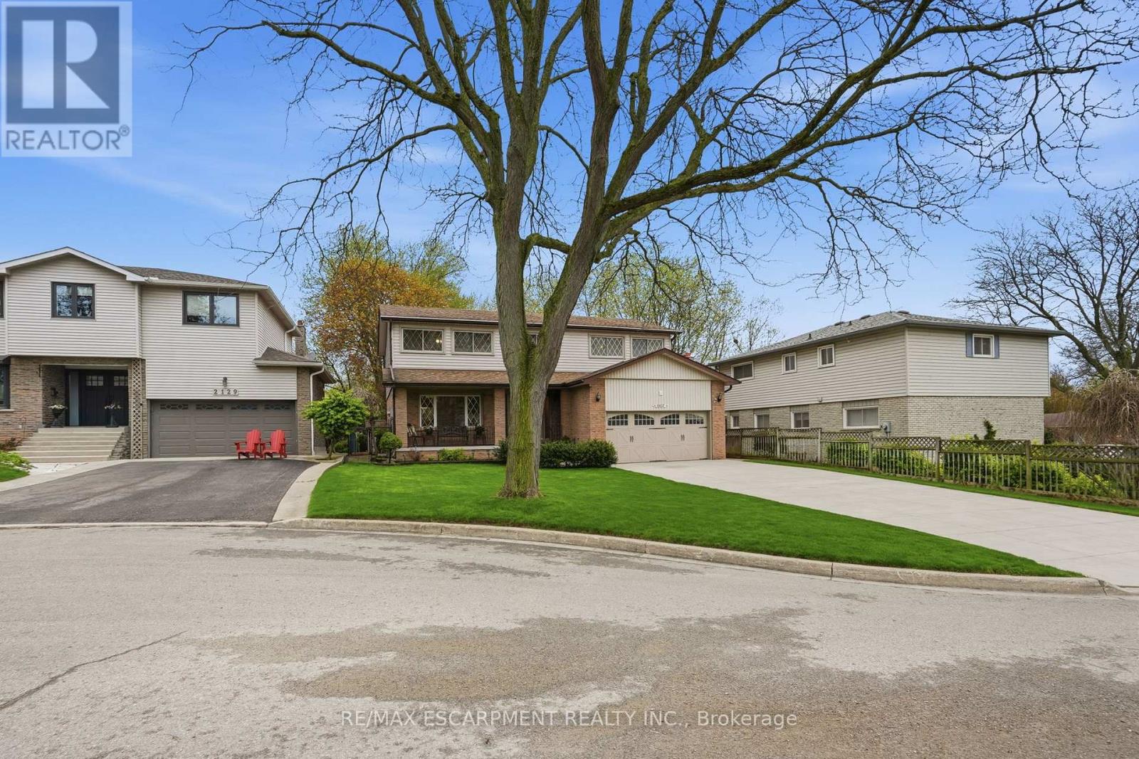 2127 Larabee Court, Burlington, Ontario  L7P 3S3 - Photo 3 - W13217122