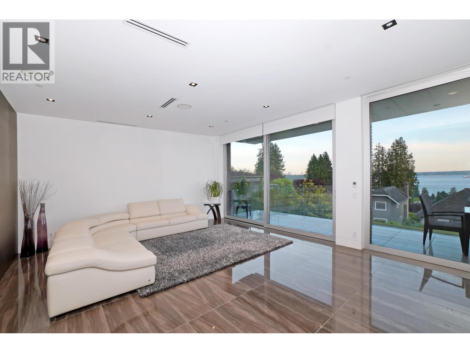 2370 Palmerston Avenue, West Vancouver, British Columbia  V7V 2W1 - Photo 12 - R3129683